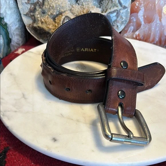 Ariat Brown Leather Belt vintage ‘95 size 36-42 - Picture 1 of 12